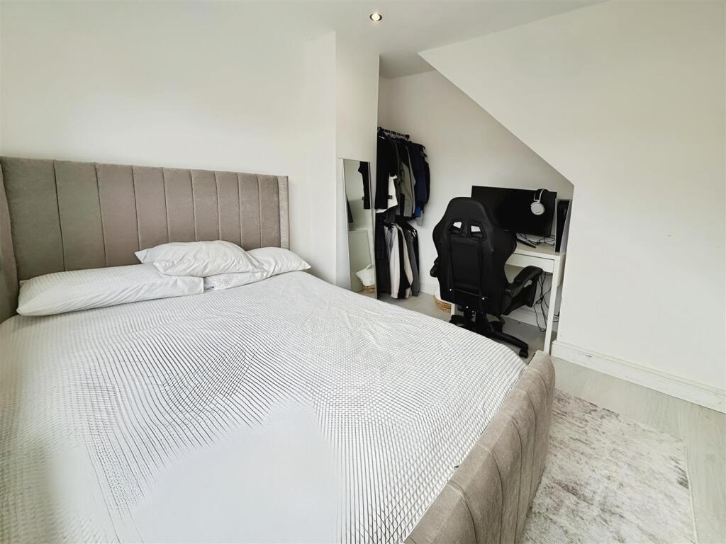 Additional image 11 of Moorside Gardens, Bradford, BD2 3RE