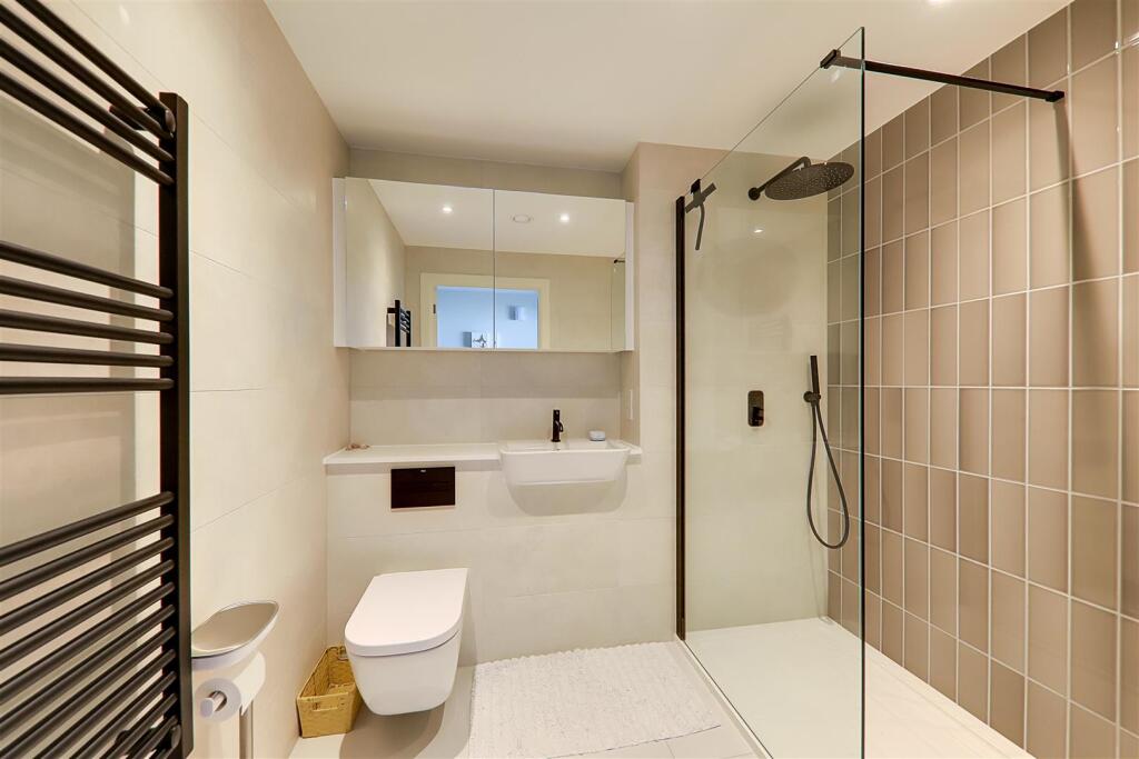 Additional image 19 of Calista, West Parade, Worthing