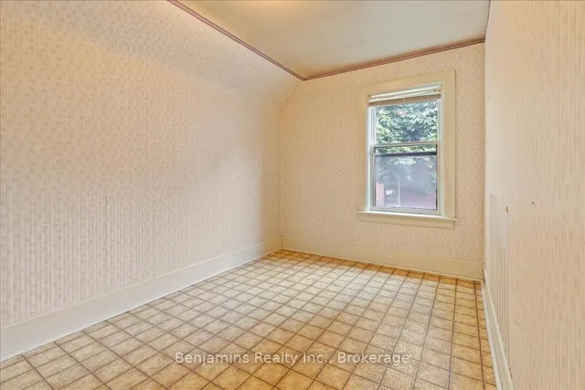 Additional image 23 of 64 Lancaster St