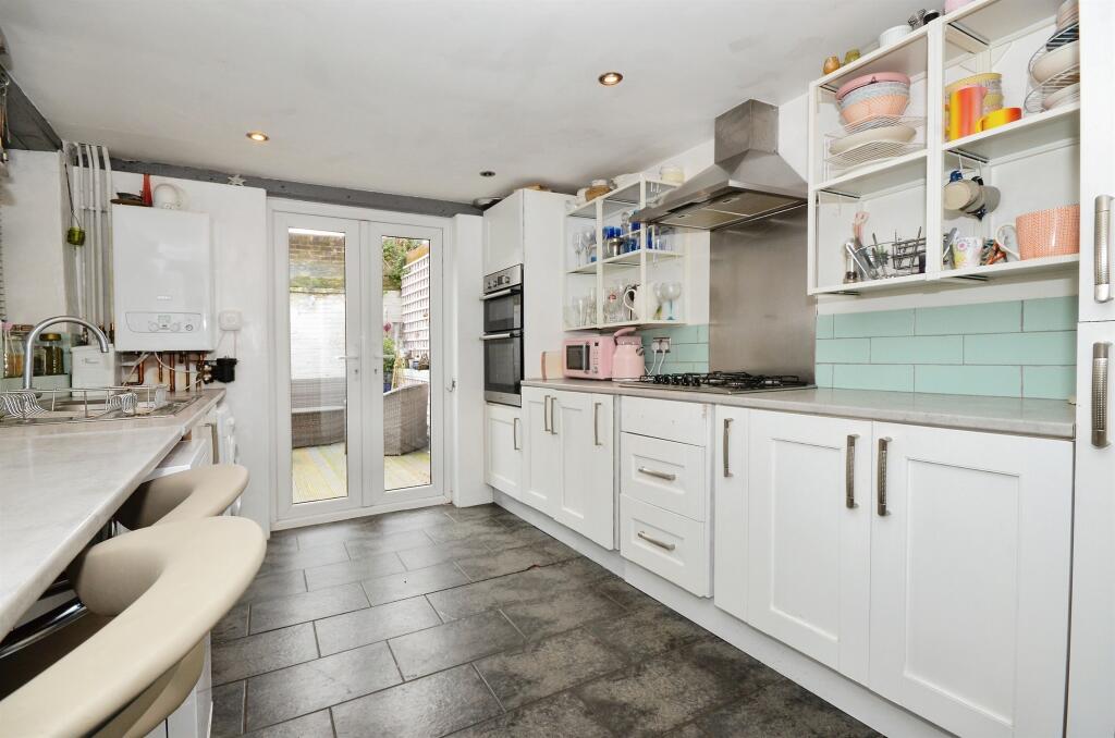 Additional image 6 of High Street, Markyate, St. Albans