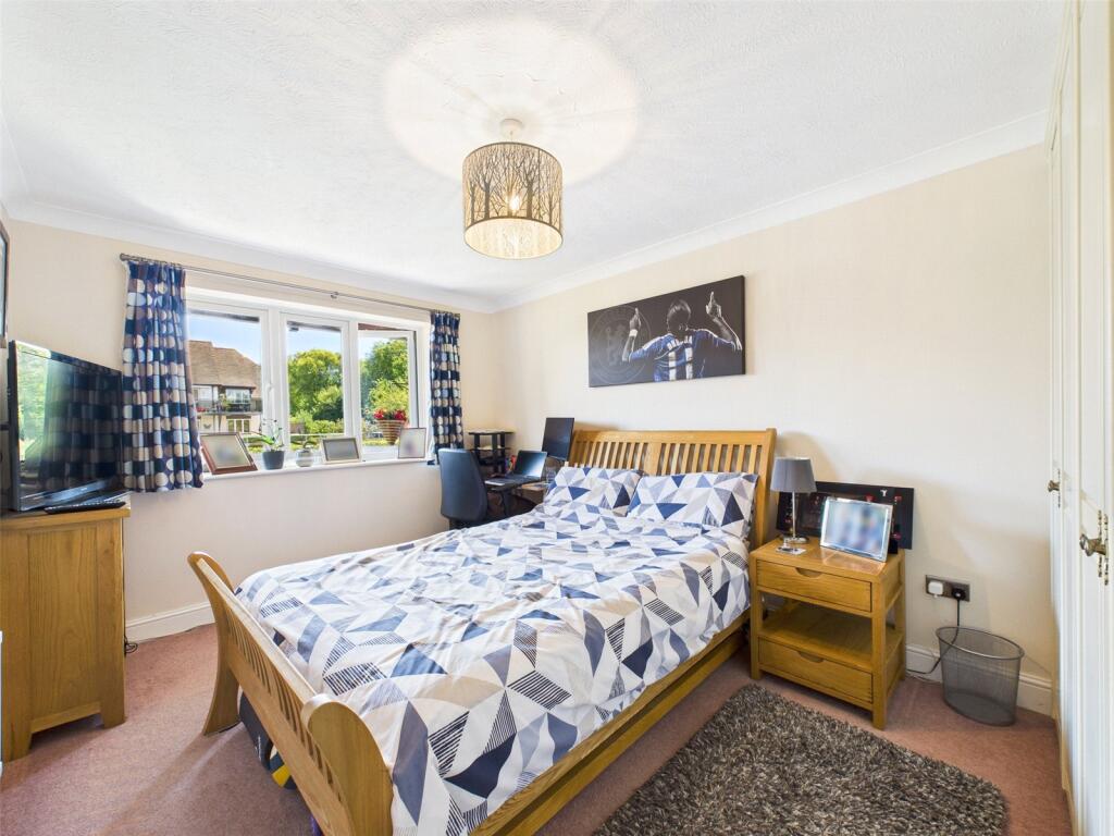 Additional image 13 of The Meridians, Christchurch, Dorset, BH23