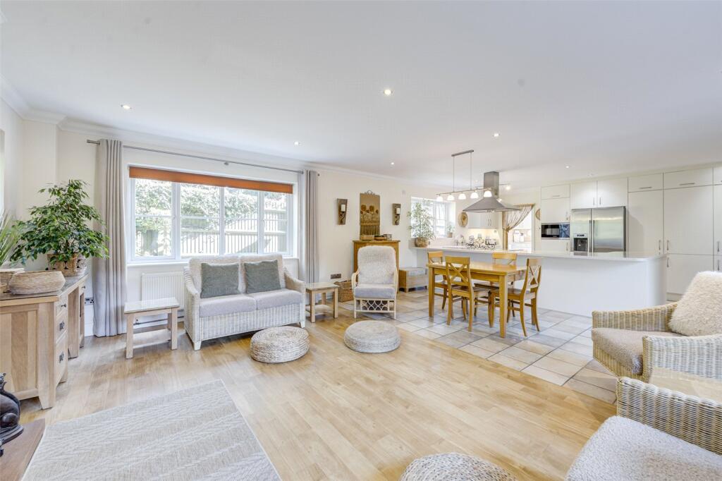 Additional image 4 of Convent Gardens, Findon, Worthing, West Sussex, BN14