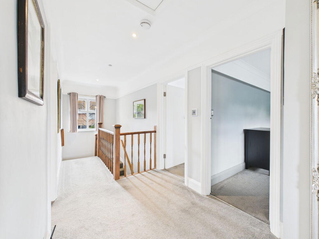 Additional image 16 of Hurst Avenue, Worthing, BN11