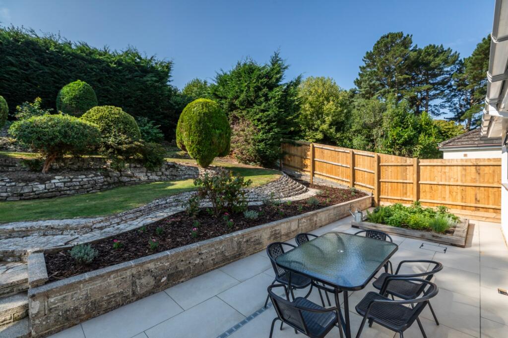 Additional image 25 of Woodleaze Close, Broadstone, Dorset, BH18