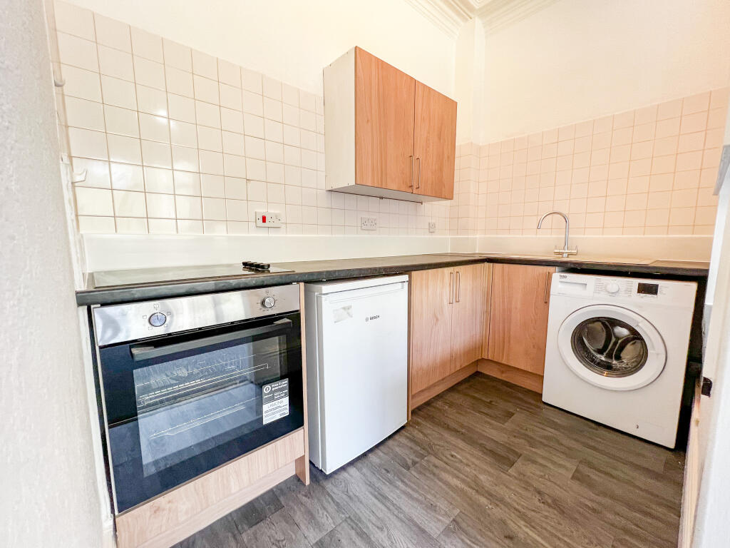 Additional image 2 of School Road Hall Green B28 8HU