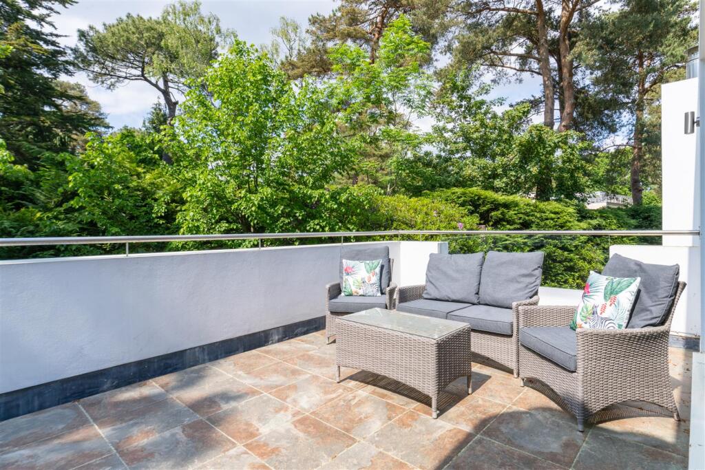 Additional image 18 of Western Avenue, Branksome Park