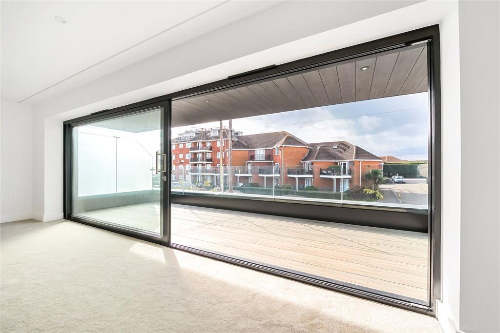 Additional image 10 of First Marine Avenue, Barton on Sea, New Milton, Hampshire, BH25