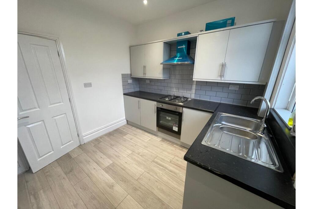 Additional image 4 of Crawford Street, Bradford, BD4