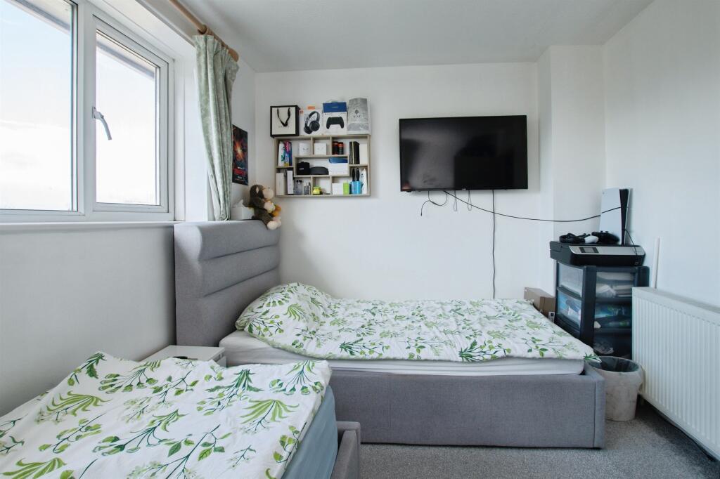 Additional image 8 of Trent Way, Ferndown
