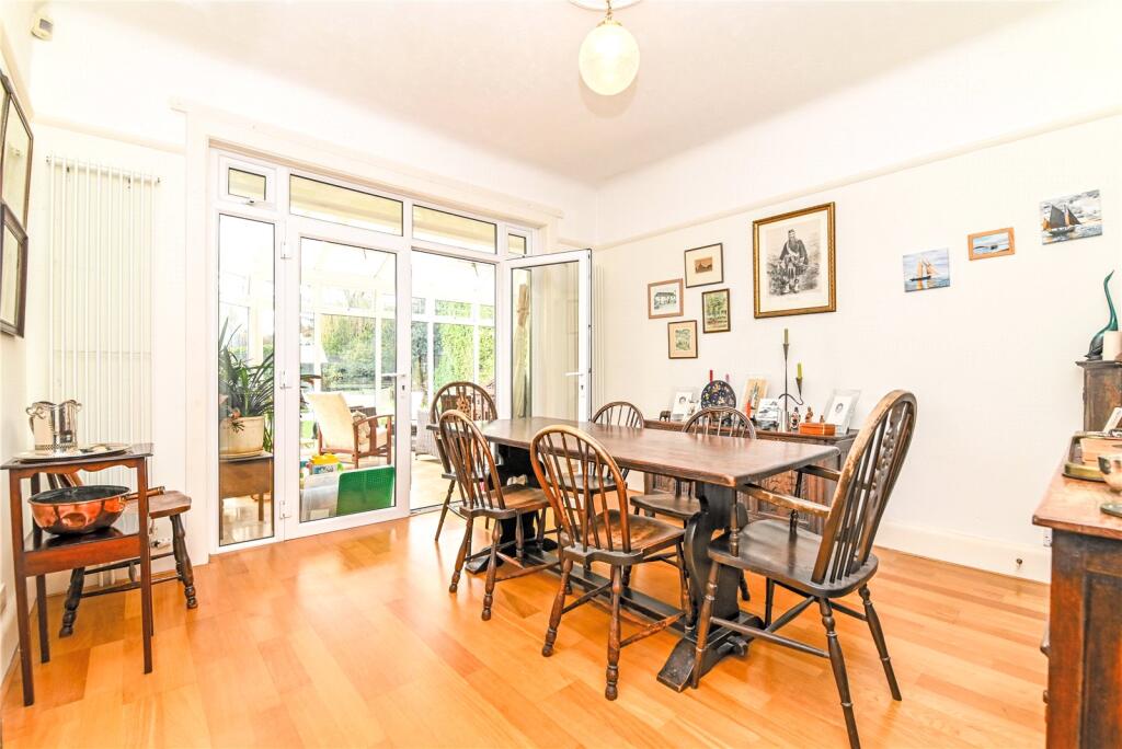 Additional image 6 of Highlands Road, Barton on Sea, New Milton, Hampshire, BH25