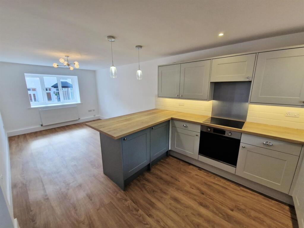 Additional image 4 of Osnor Court, Coronation Terrace, Aston Fields, Bromsgrove, B60