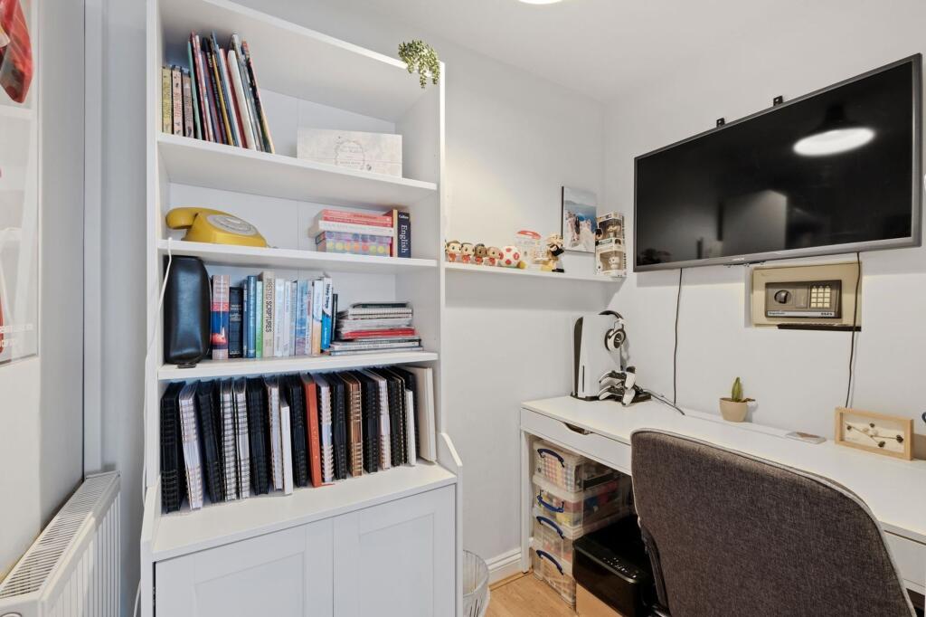 Additional image 11 of Stoke Road, Bromsgrove, B60