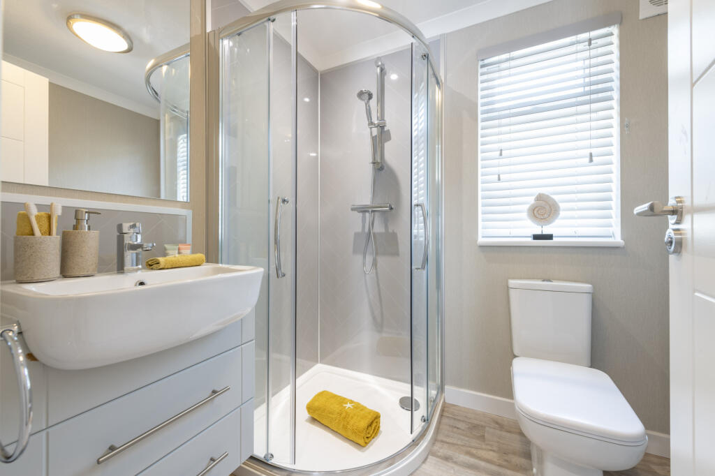 Additional image 8 of New Milton, Hampshire, BH25