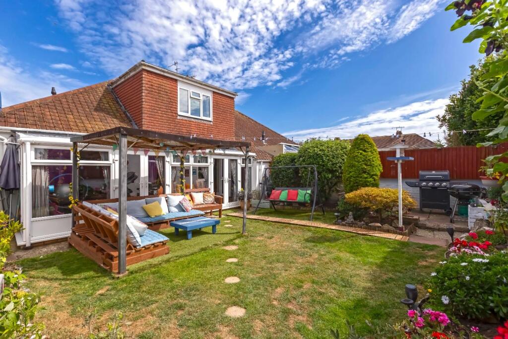 Additional image 16 of Kings close, Lancing