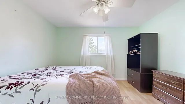 Additional image 19 of 7 Gemshaw Cres