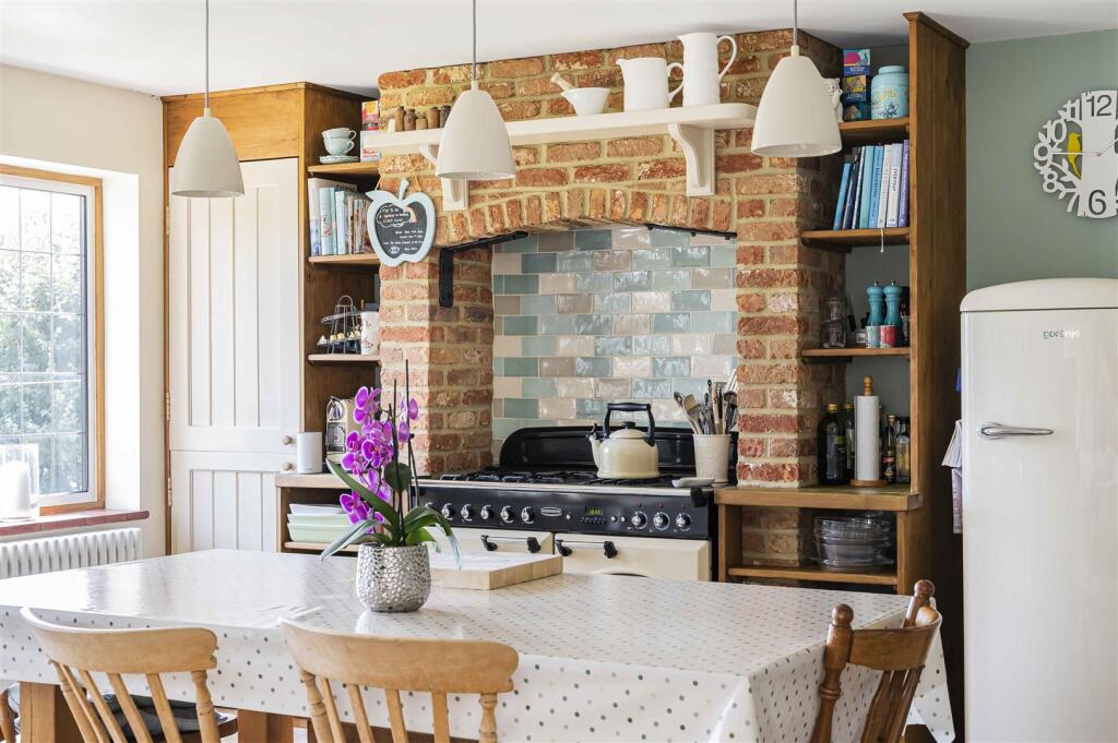 Additional image 23 of Warren Lane, Friston,