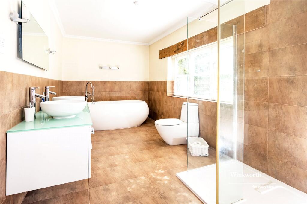 Additional image 18 of Friars Wood, Robins Way, Christchurch, Dorset, BH23