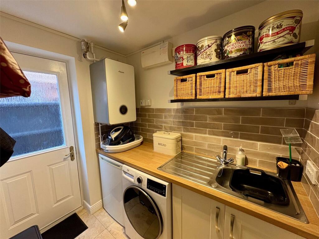 Additional image 11 of Radlow Crescent, Birmingham, West Midlands, B37