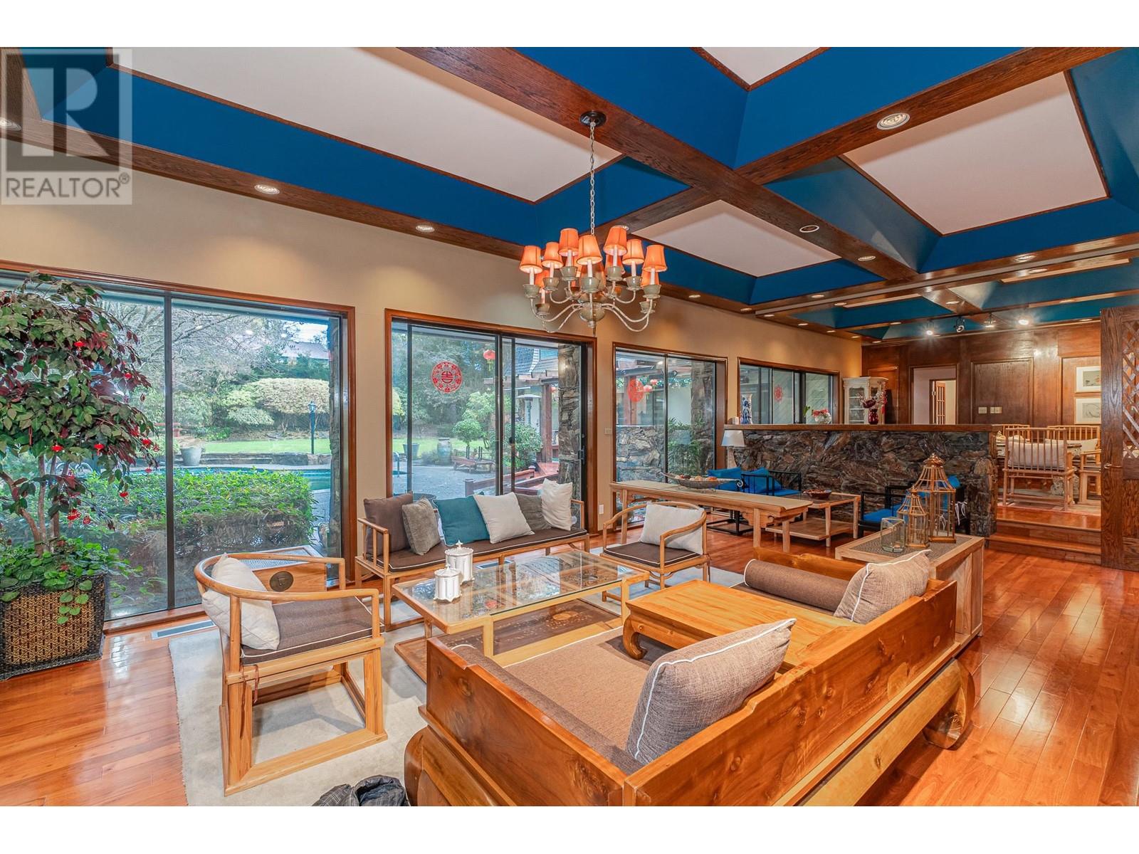 10XX W 55TH AVENUE|Vancouver, British Columbia V6P1P9