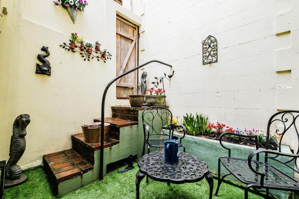 Additional image 18 of West Buildings, Worthing