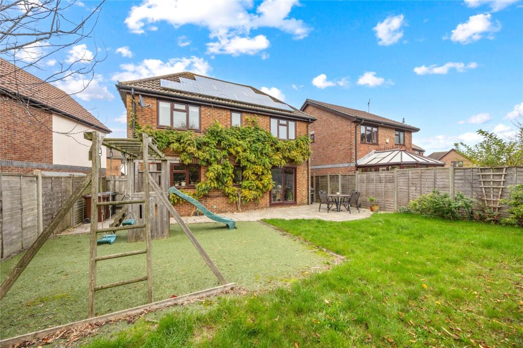 Additional image 9 of Rockall Close, Littlehampton, West Sussex, BN17