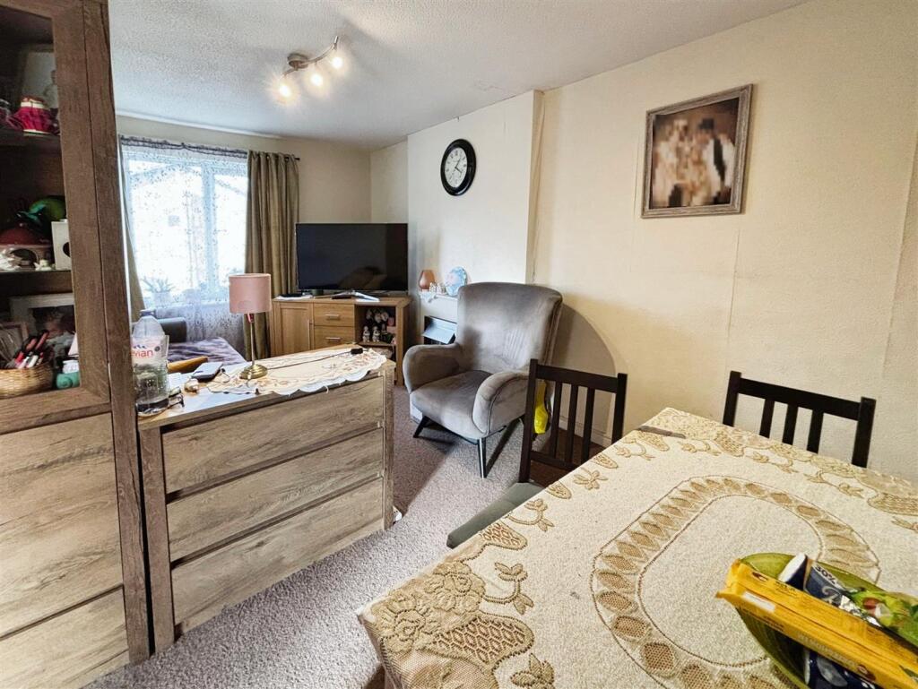Additional image 9 of Fairburn Gardens, Bradford, BD2 2HF