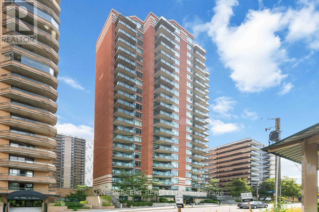 Primary image of 1802 - 570 LAURIER AVENUE|Ottawa, Ontario K1R1C8