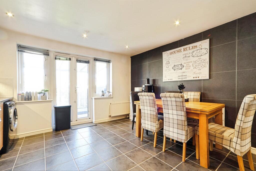 Additional image 4 of Loxley Close, BRADFORD