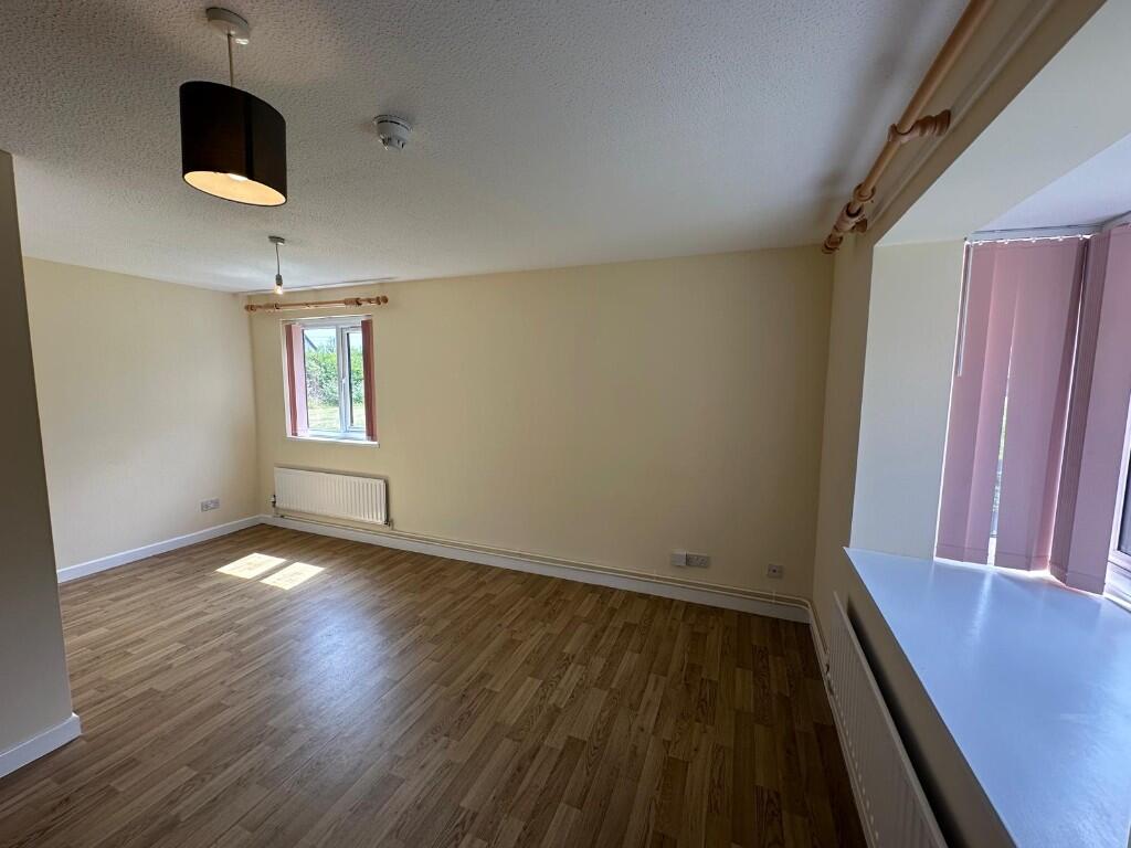 Additional image 14 of Freeman Close, BN18