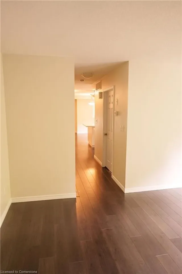 Additional image 27 of 931 Glasgow St Unit 7B