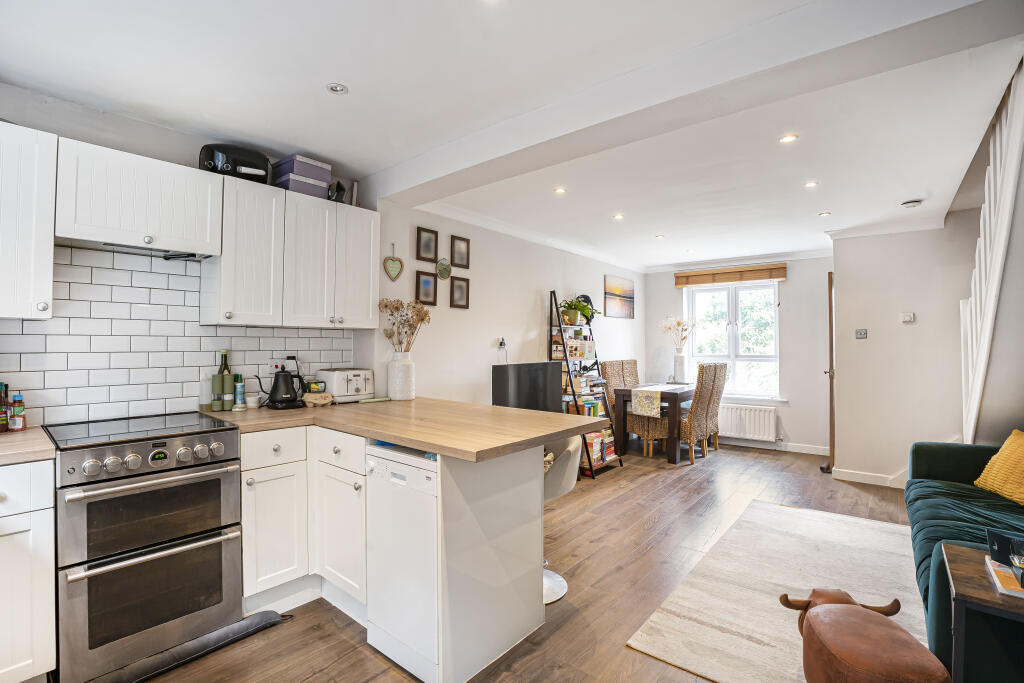 Additional image 6 of Rivenhall End, Welwyn Garden City, Hertfordshire, AL7