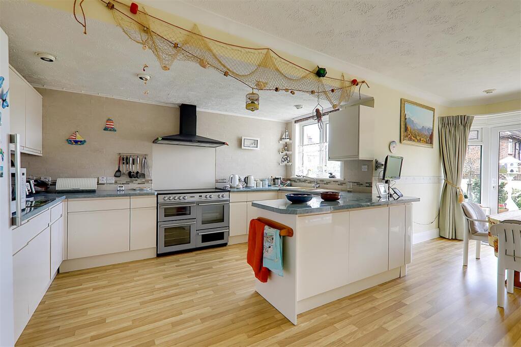 Additional image 8 of West Parade, Worthing