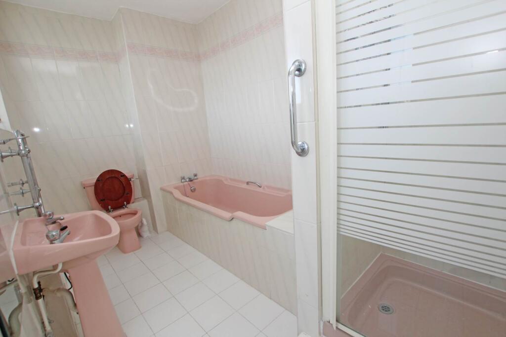 Additional image 9 of Devonshire Place, Eastbourne, BN21 4AQ