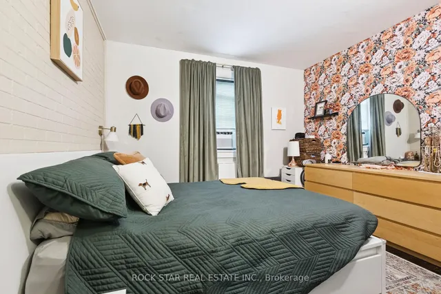 Additional image 44 of 43 Eby St