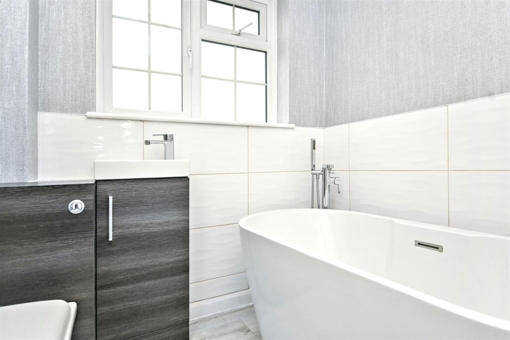 Additional image 10 of Snowdon Close, Eastbourne