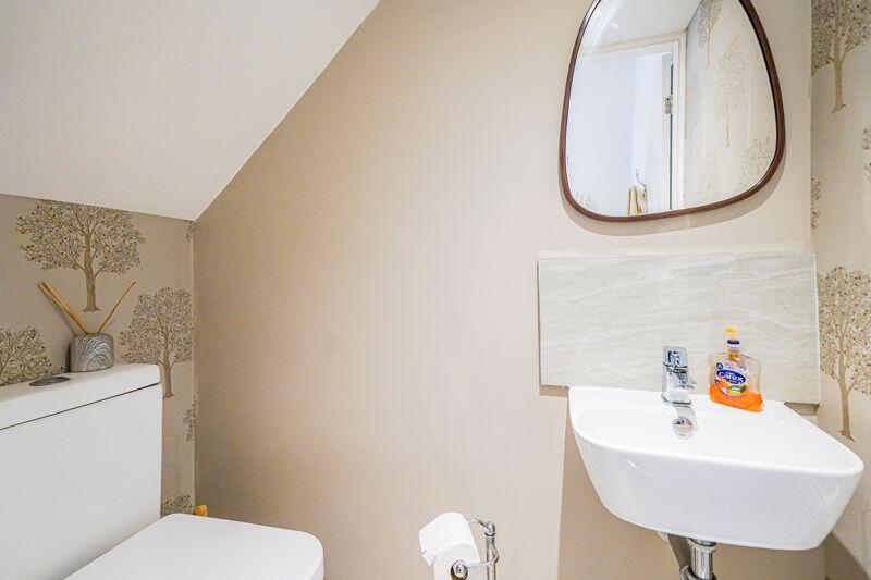 Additional image 11 of Hutton Hall Drive, Bradford, BD2 2AP