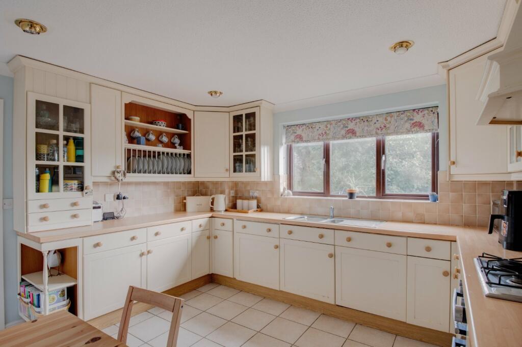 Additional image 3 of Harland Close, Bromsgrove, Worcestershire, B61