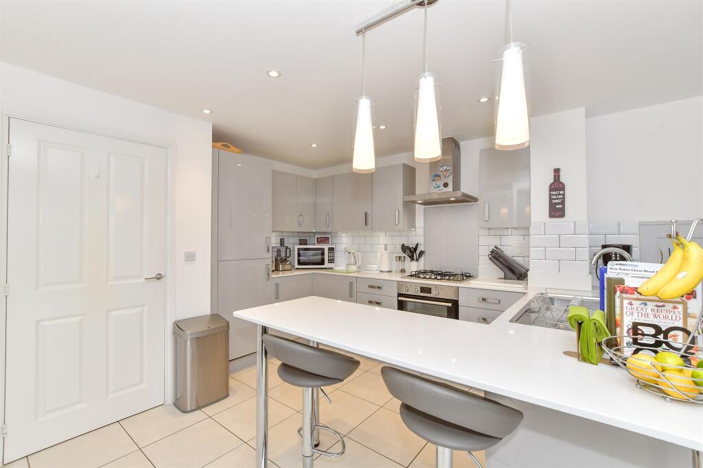 Additional image 11 of Beaton Avenue, Littlehampton, West Sussex