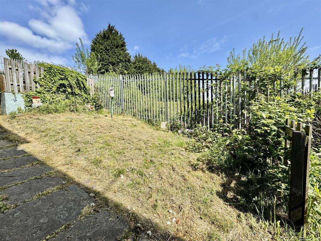 Additional image 8 of Acorn Street, Keighley, BD21 1AX
