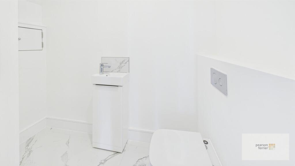 Additional image 3 of Bast House Farm, Manchester Road, Walmersley, Bury