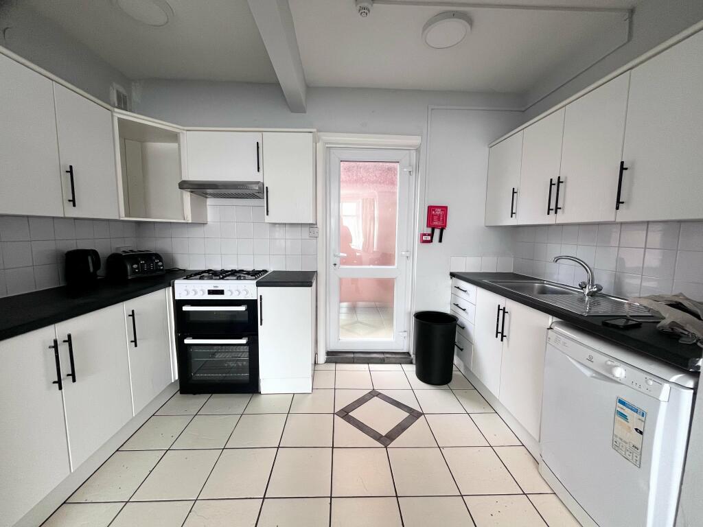 Additional image 15 of Victoria Avenue, Victoria Park, Bournemouth