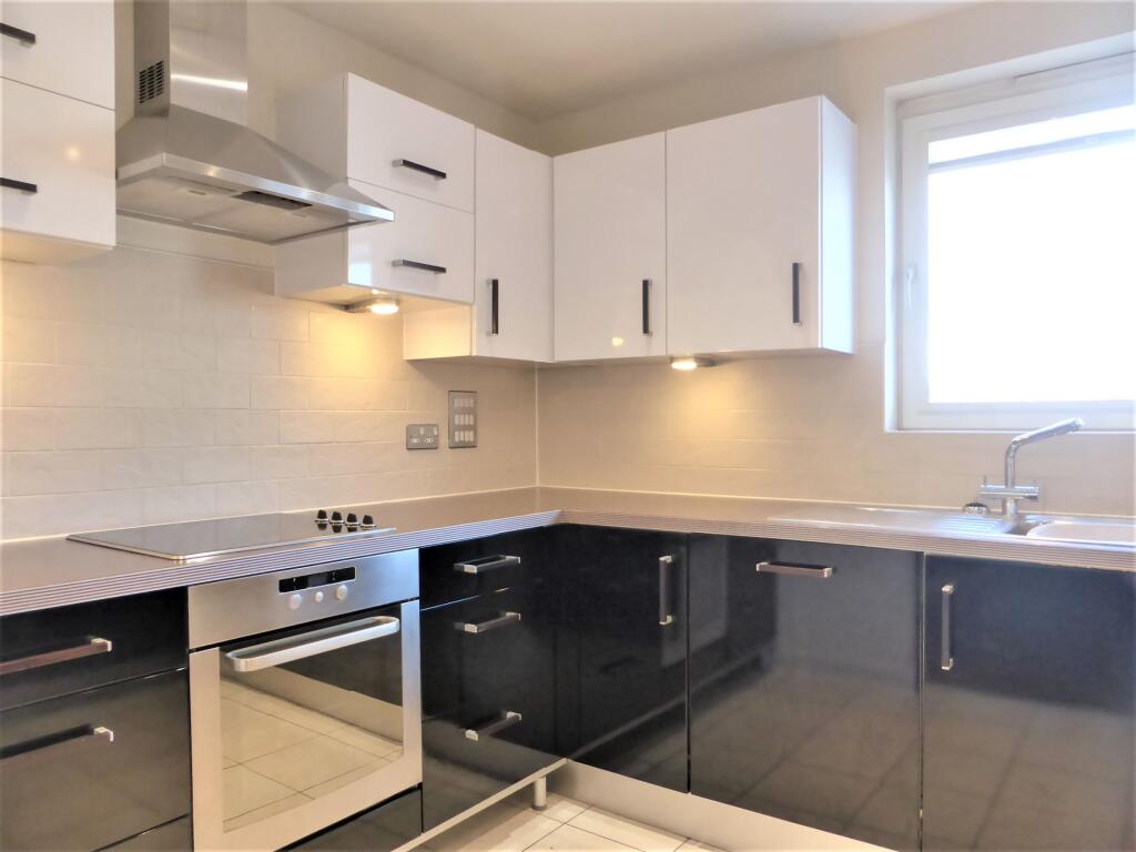 Additional image 9 of Sharpthorne Court - P1377