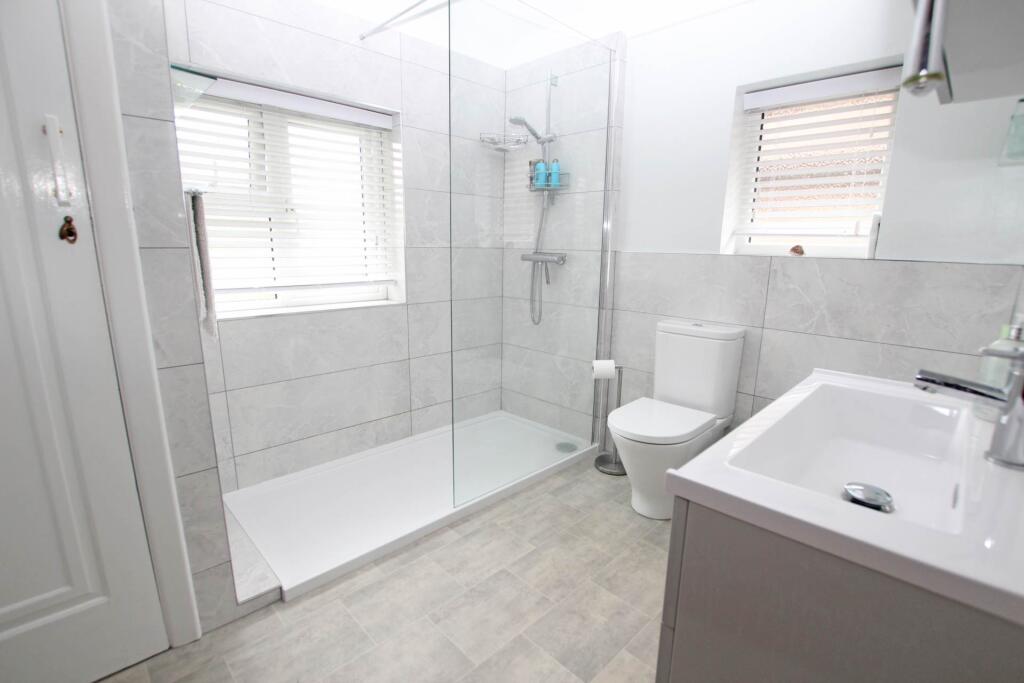 Additional image 9 of Park Avenue, Eastbourne, BN22 9QN