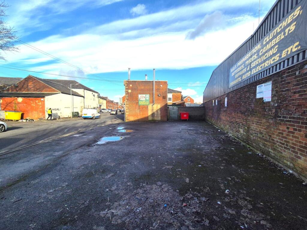 Additional image 25 of 115 Chorley Old Road, Bolton, BL1 3AS
