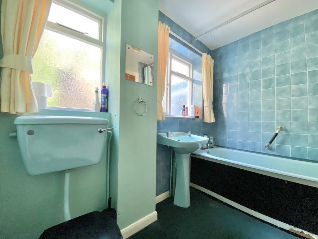 Additional image 10 of Wren Crescent, Coy Pond, BH12