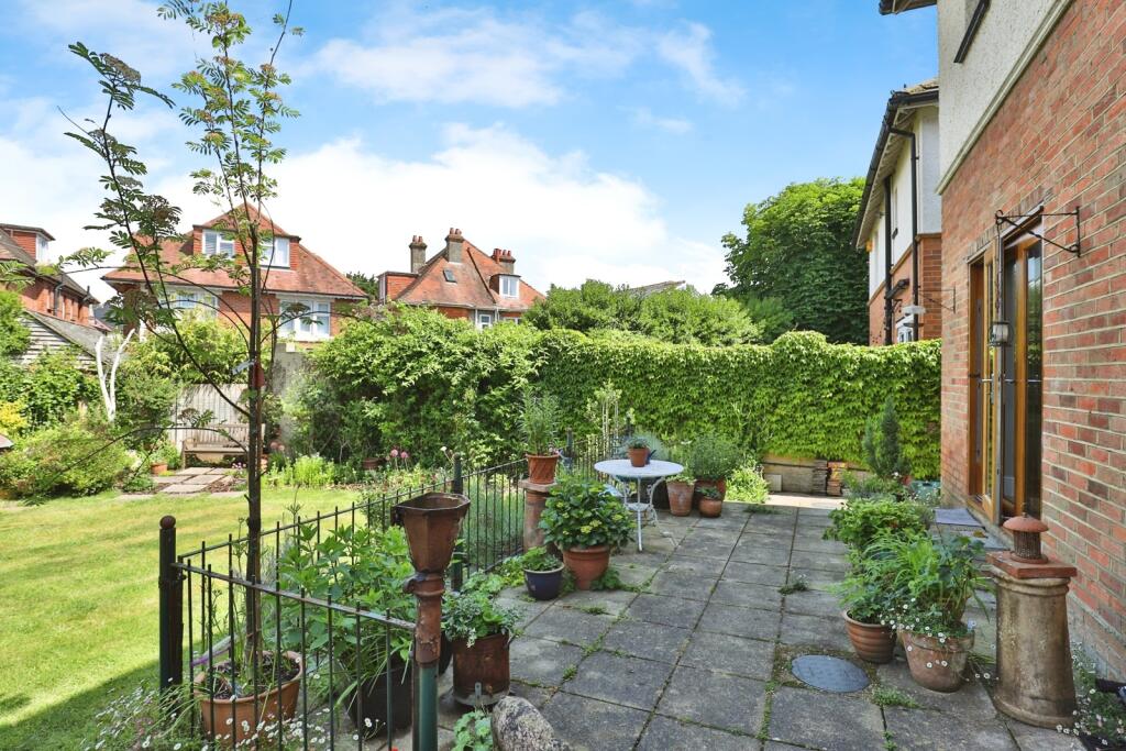 Additional image 8 of Queens Park South Drive, BOURNEMOUTH, Dorset, BH8