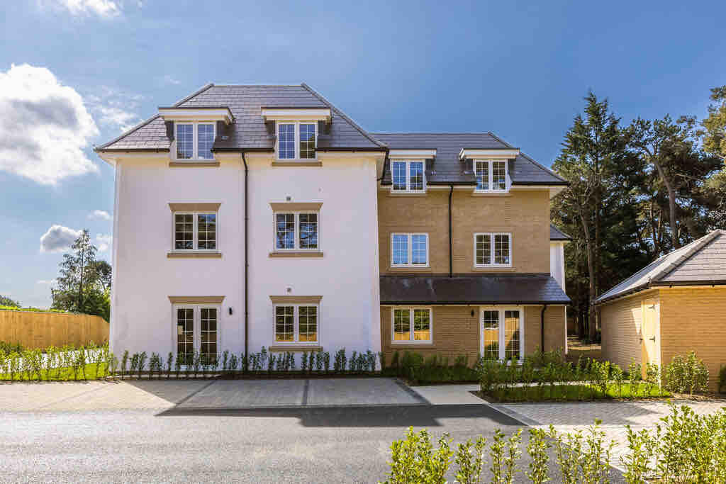 Additional image 3 of St Leonard’s, Ringwood, BH24 2NR