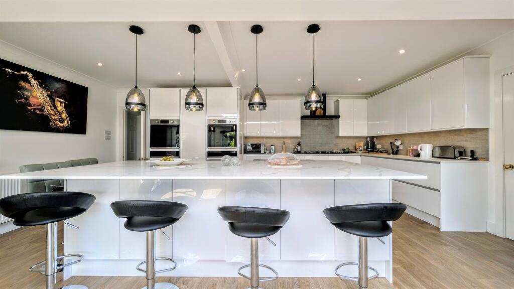 Additional image 8 of Central Avenue, Worthing