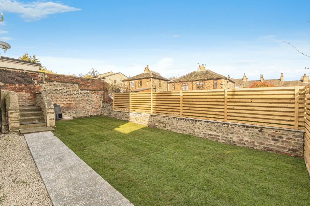 Additional image 4 of South Parade, Cleckheaton, West Yorkshire, BD19