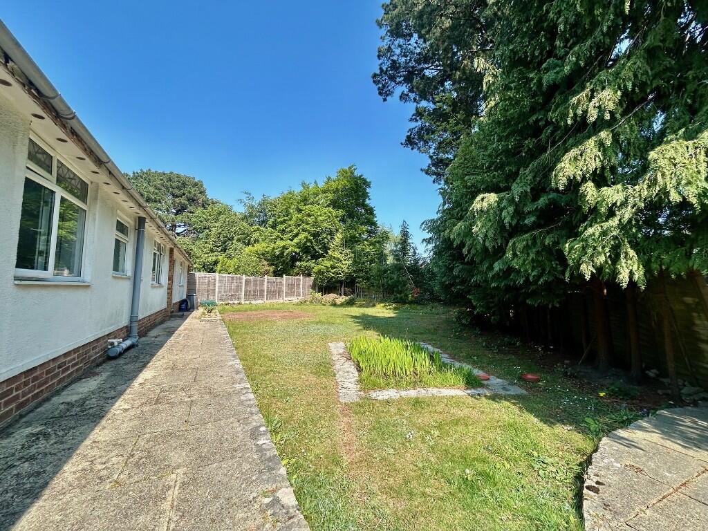 Additional image 14 of Chiltern Close, Poole, Dorset, BH4